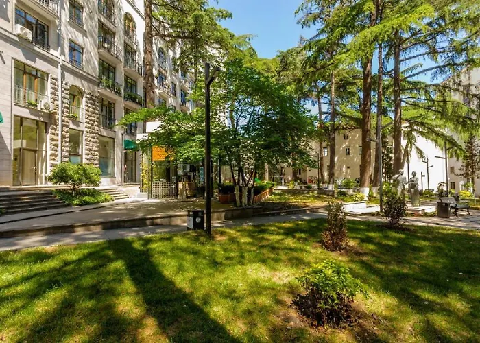 Freedom Square Apartment